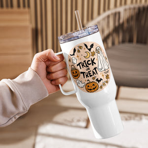 Travel mug with a handle