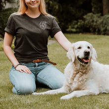 Load image into Gallery viewer, Golden Retriever Dog Line Art Shirt